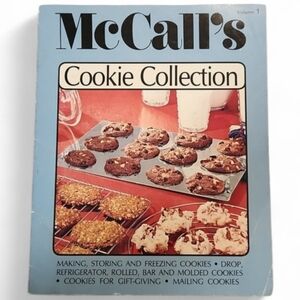 Vintage Cookbook McCall's Cookie Collection 1985